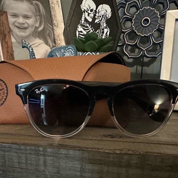 Ray-Ban Black and Gray Sunglasses - Picture 5 of 5